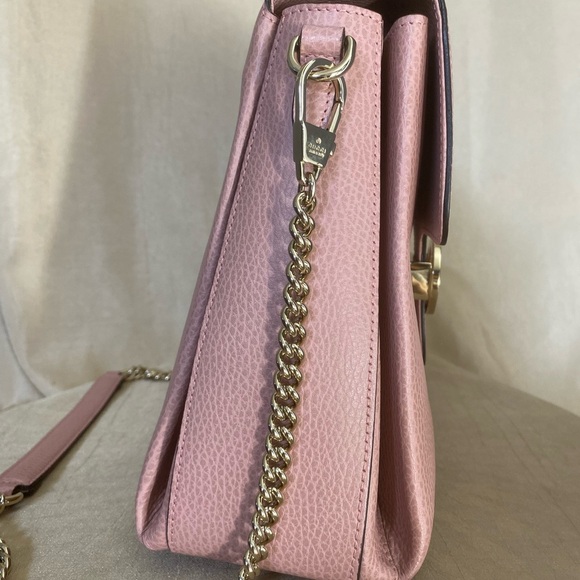 Elegant Pink Gucci Leather Handbag - Picture 3 of 4